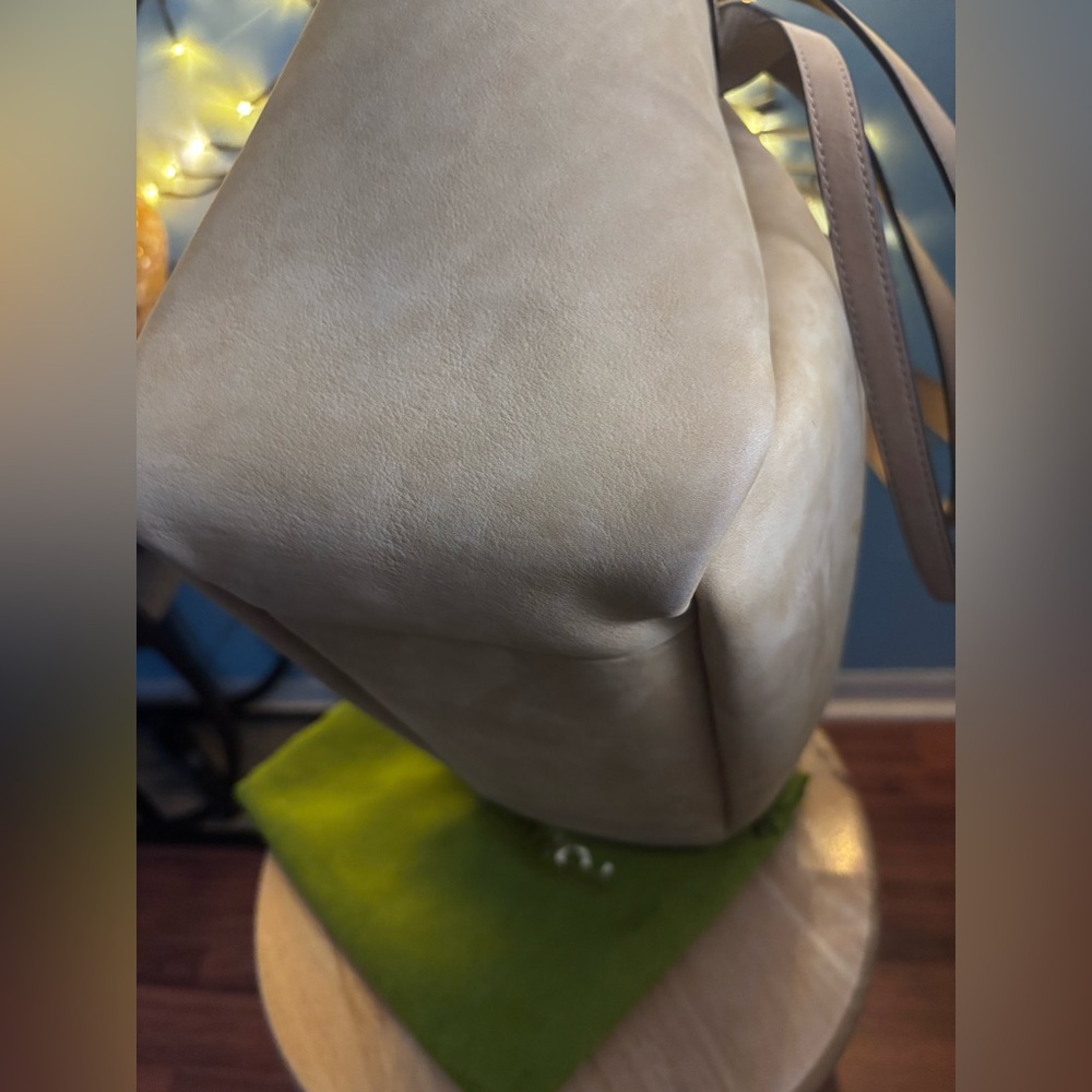 Tory Burch Large Suede Romy Bag - Picture 9 of 16